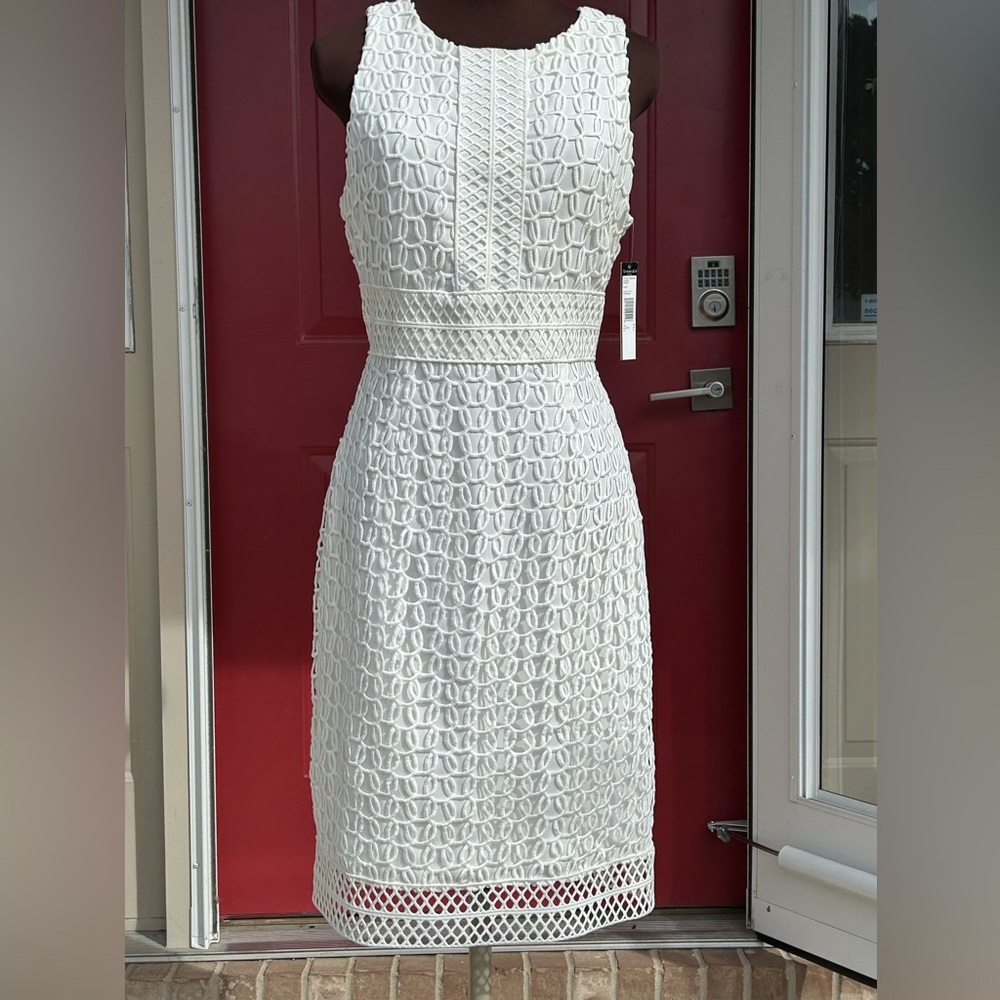 NWT TAHARI s8 ivory sheath dress-made exclusively for NEIMAN MARCUS-Macrame’